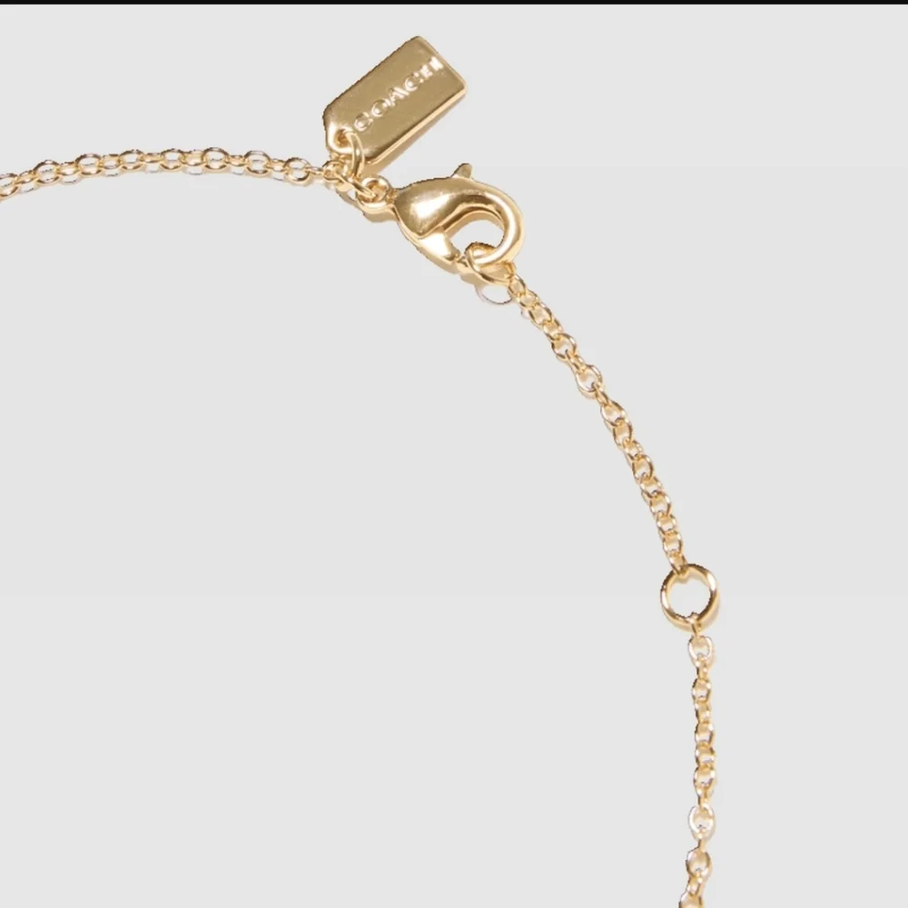 NWT COACH Gold Heart Shape Pendant Necklace - Picture 3 of 8